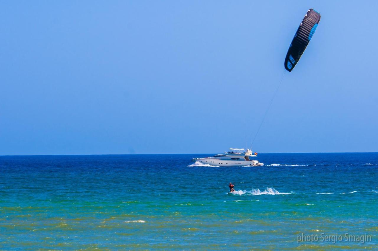 135 Agata Apartamentos. Piscina Y Playa. A Corta Distancia Del Centro. เบนัลมาเดนา ภายนอก รูปภาพ