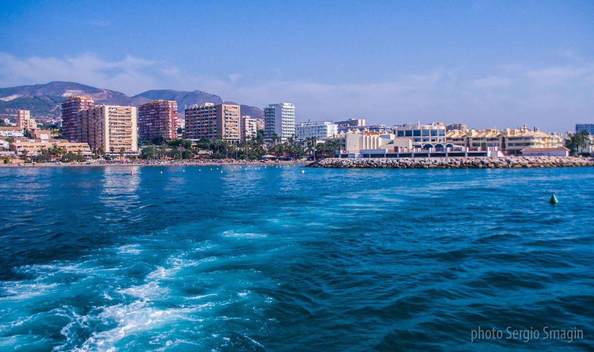 135 Agata Apartamentos. Piscina Y Playa. A Corta Distancia Del Centro. เบนัลมาเดนา ภายนอก รูปภาพ